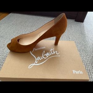 Very Prive 90 Suede Brown